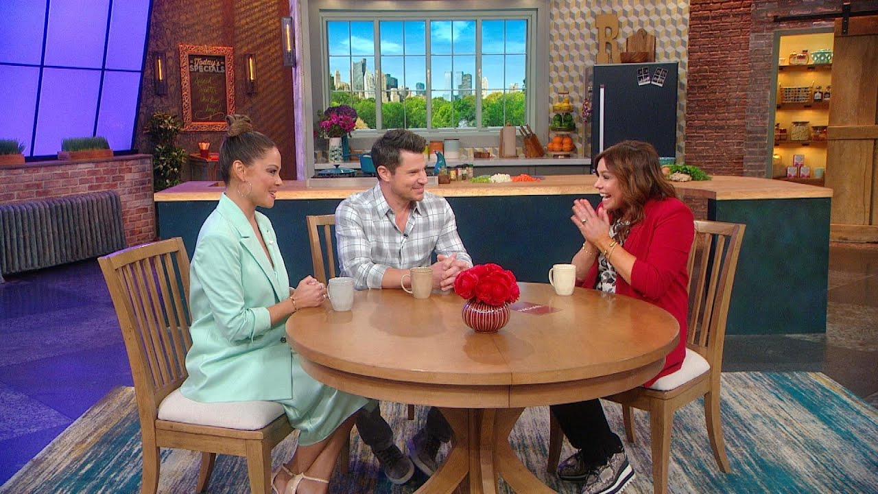 Propose Before Meeting?? Nick & Vanessa Lachey Explain WILD New Netflix Show Love Is Blind | Rachael Ray Show