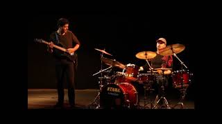 Progrock Vs Bellydance - Metropolis プログレッシブロック