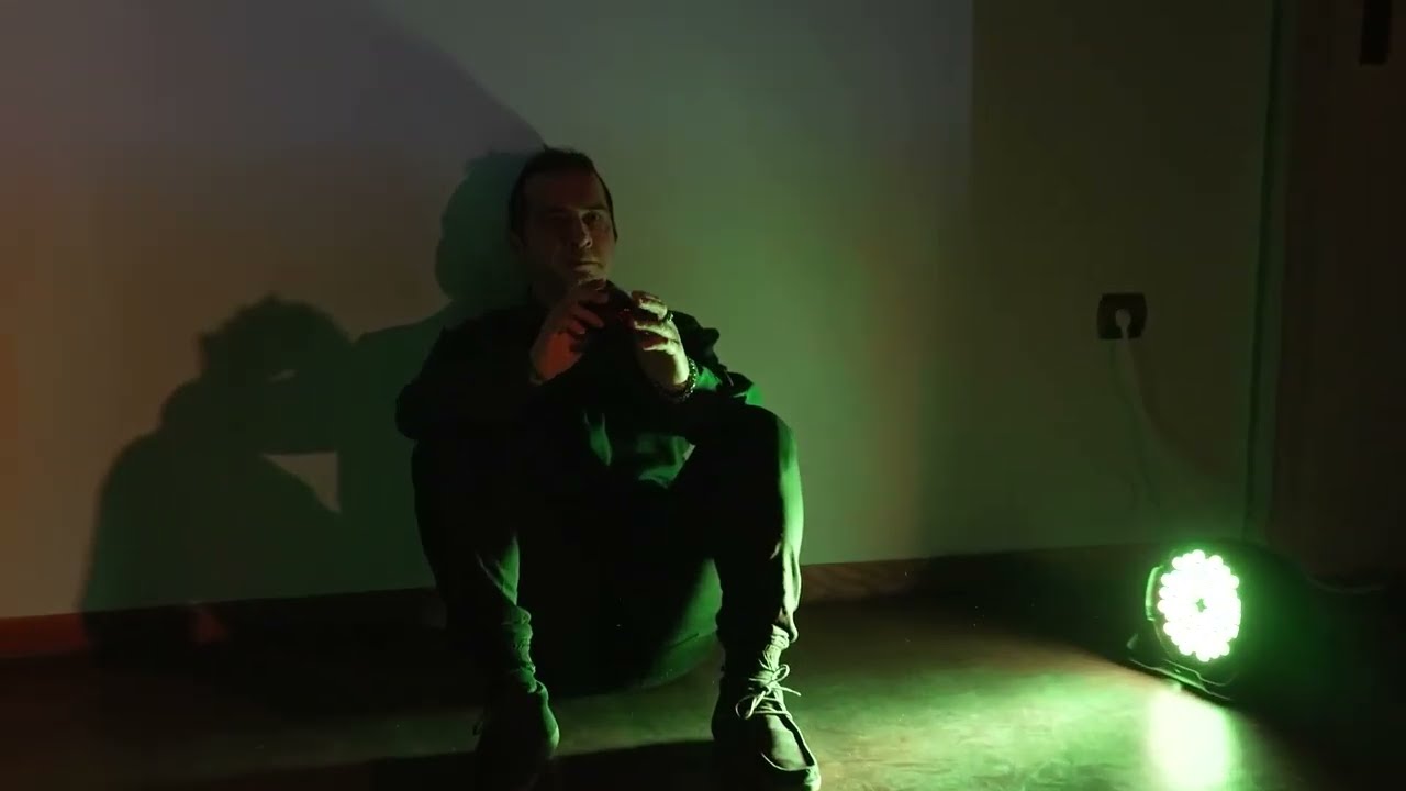 Dionysus Maroulis / Cavafi inside the suitcase of time (Performance Poetry Event)