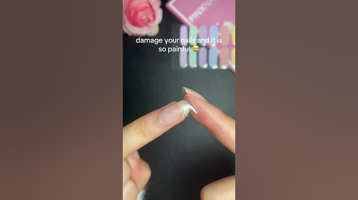 My friend is FAKE 😭 #nails #naildesigns #nailart #nailtech #manicure #nailpolish #gelnails #nail