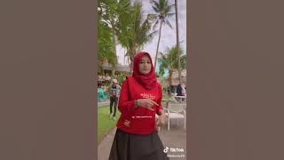 Ibu guru viral joget di tik tok