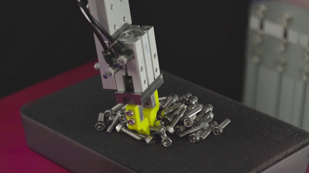 SOLOMON Random Bin Picking Screw - YouTube