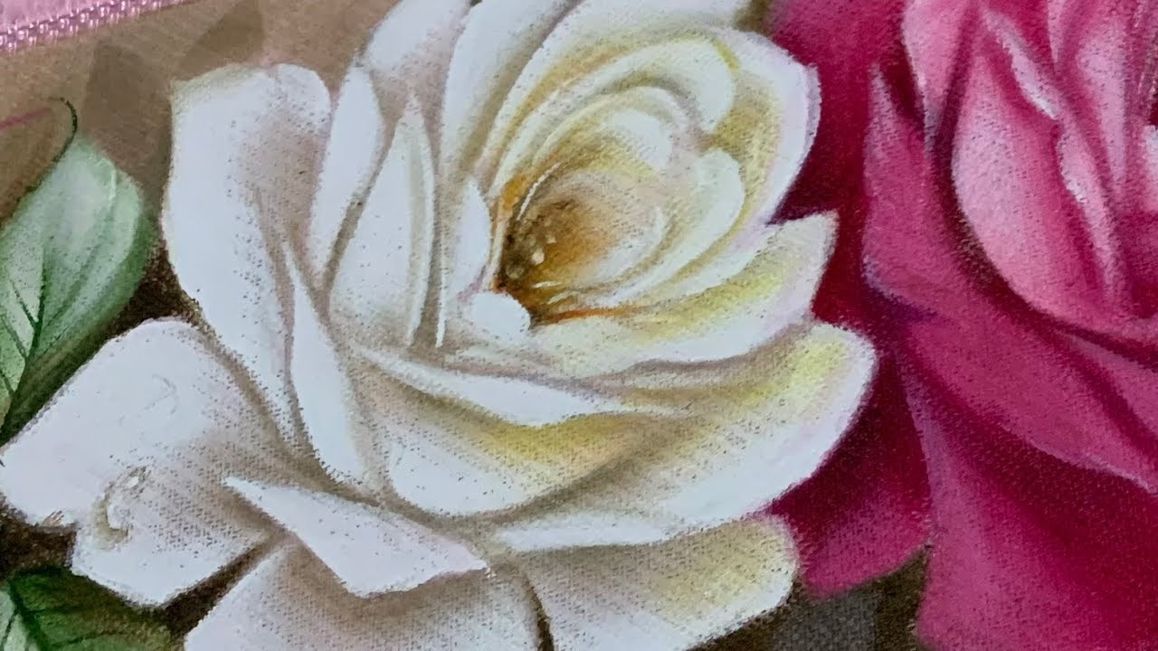 Pintando rosas em toalha de rosto com Acrilex