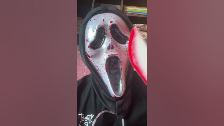 BUON HALLOWEEN!! SONO SCREAM E SONO NELLA STANZA DI @Only_fanpageAnnaPepe