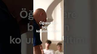 Lise Öğrencilerine Bıçaktan Korunma Dersi