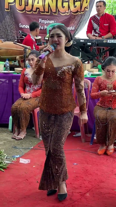 Sinden cantik wonogiri #sinden #campursari #shorts #shortsvideo #shortsviral #feeds #feedsshort