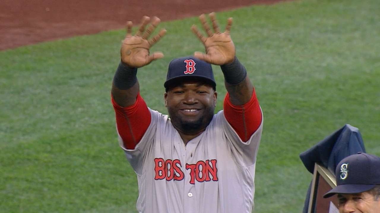 Ortiz given gifts  before game in Seattle