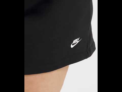 Nike Sportswear Club