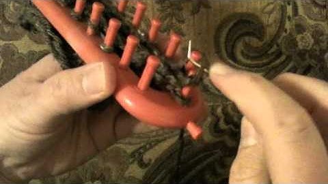 Loom Knitting 101 Lesson 12: Decrease Bind Off