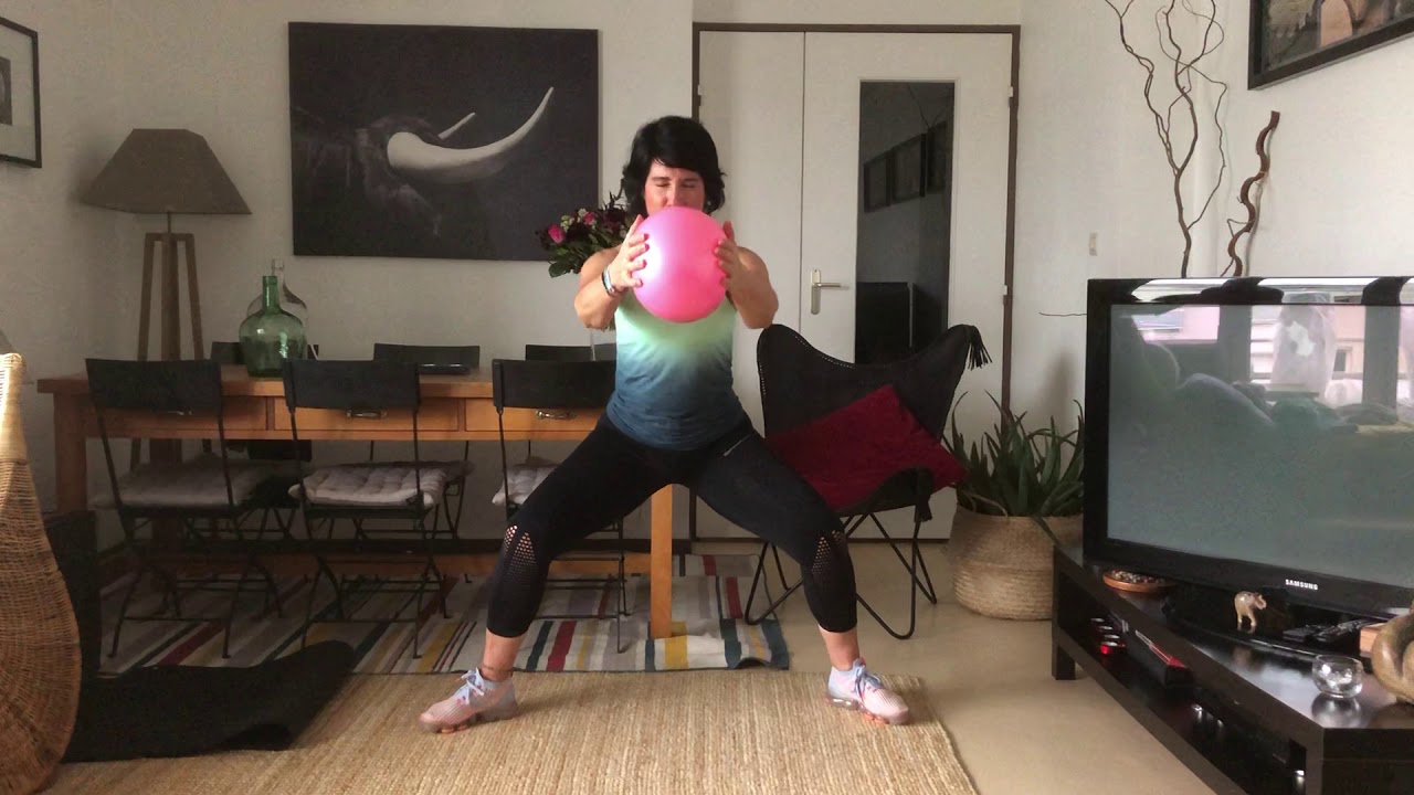 En forme avec Andréa. Séance 52- Gym tous niveaux avec Ballon Paille.