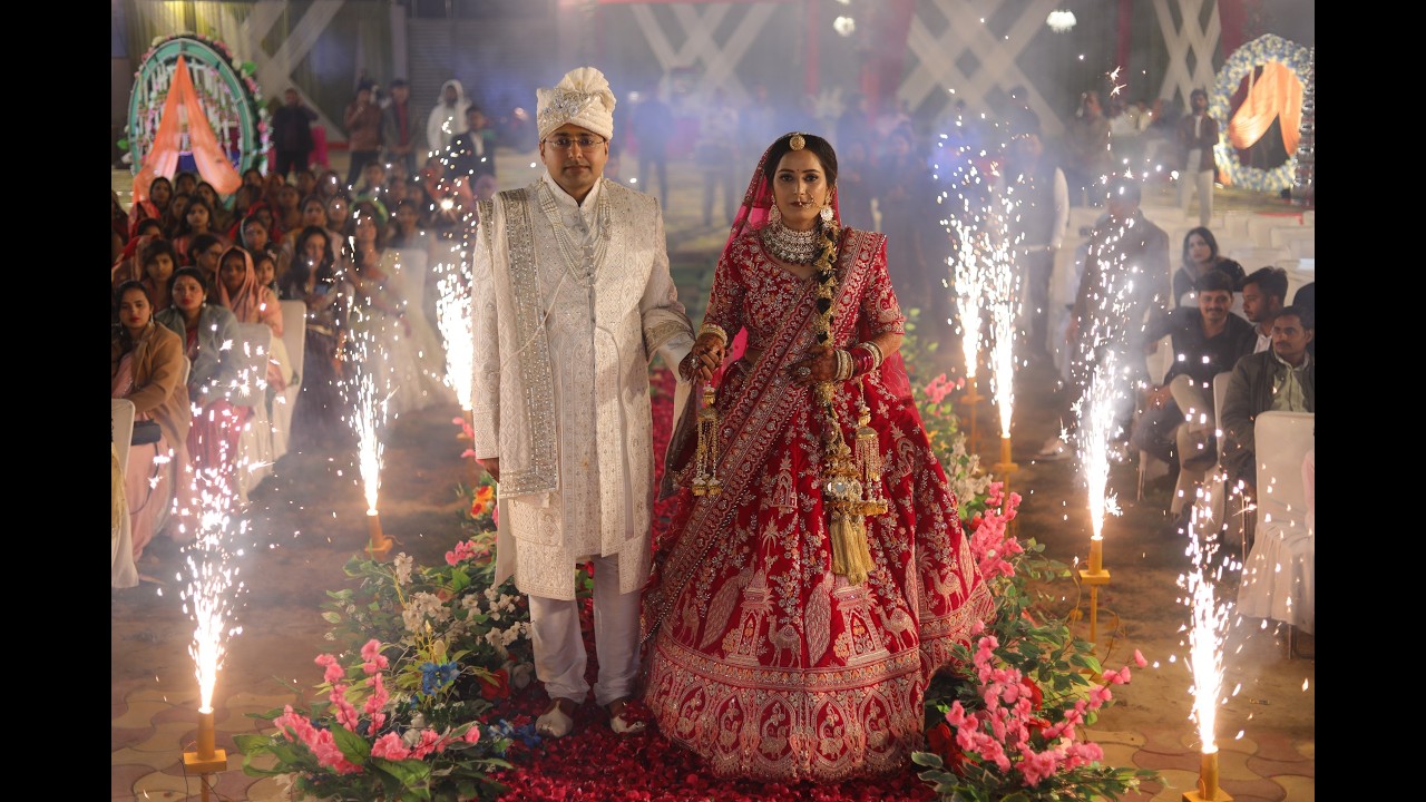 वैदिक परंपरा एवं गंगा आरती पर आधारित एक अनोखी वरमाला l PART- 1 l #varmala #shaadivideo #viralvideo