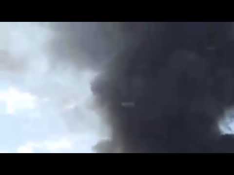 ბეირუთის დანგრეულ პორტში ხანძარია