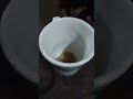 ওরা খাচ্ছে চা।