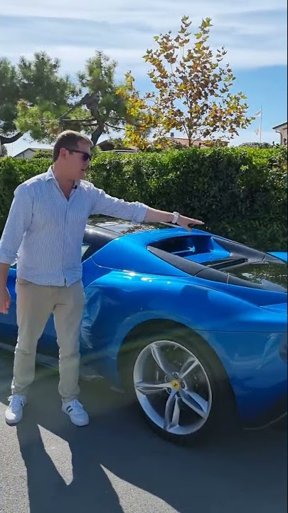 Check out the roof mechanism on the new Ferrari 296 GTS!