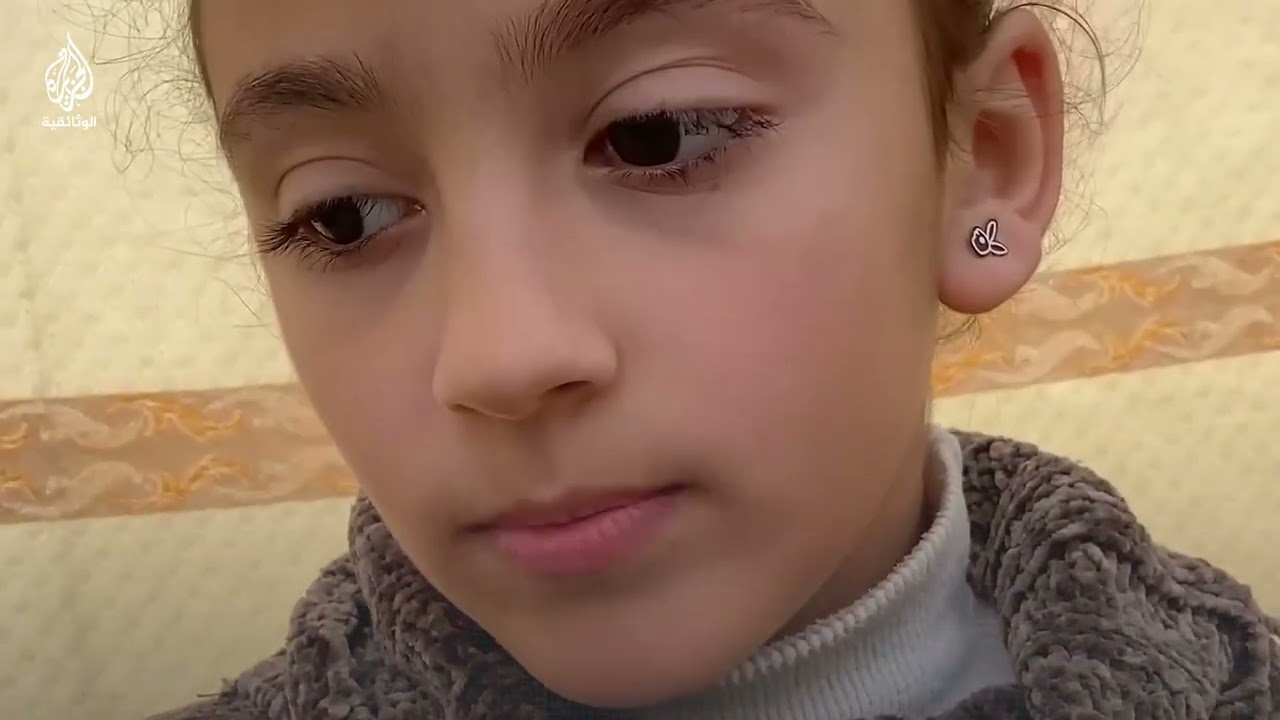 من أجل التعرف عليهم بعد استشهادهم.. أمهات في غزة يكتبن أسماء أطفالهن على أجسادهم