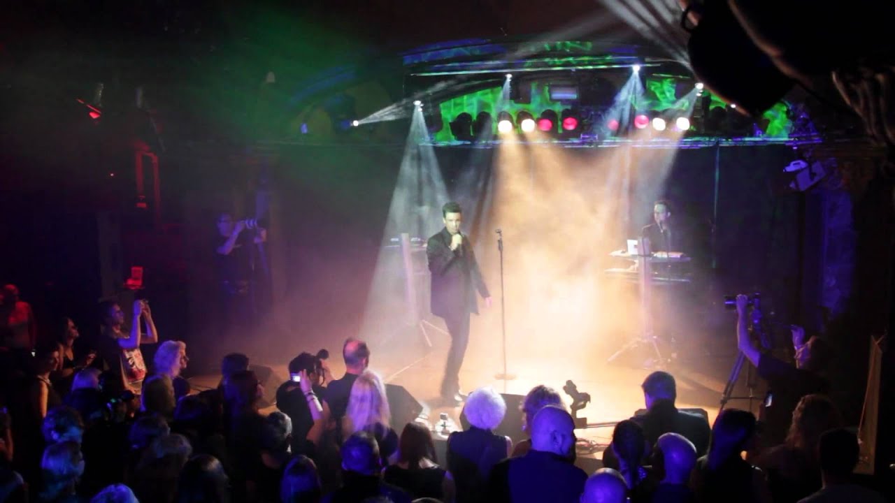 !distain - remote control (live in Cologne)