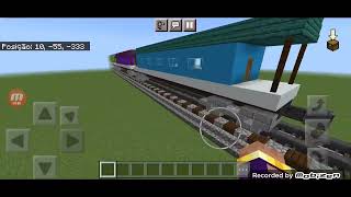 Eu construi um trem grande no Minecraft