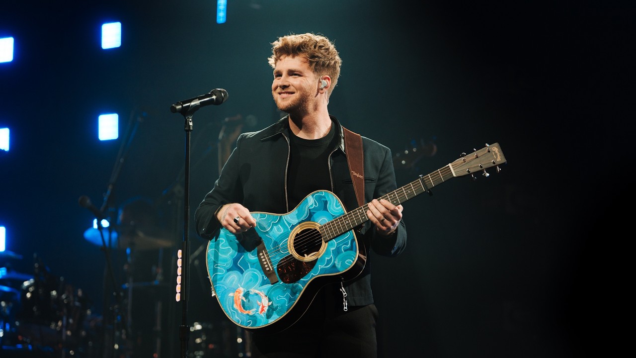 Alex Warren - Ordinary (Live) | Spotify Best New Artist