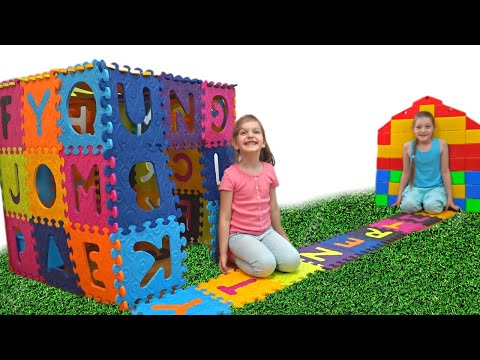 Sara and Sofia Pretend Play with Playhouse for kids | Funny video
