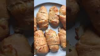 Cheesy Garlic Crescent Rolls  #shorts