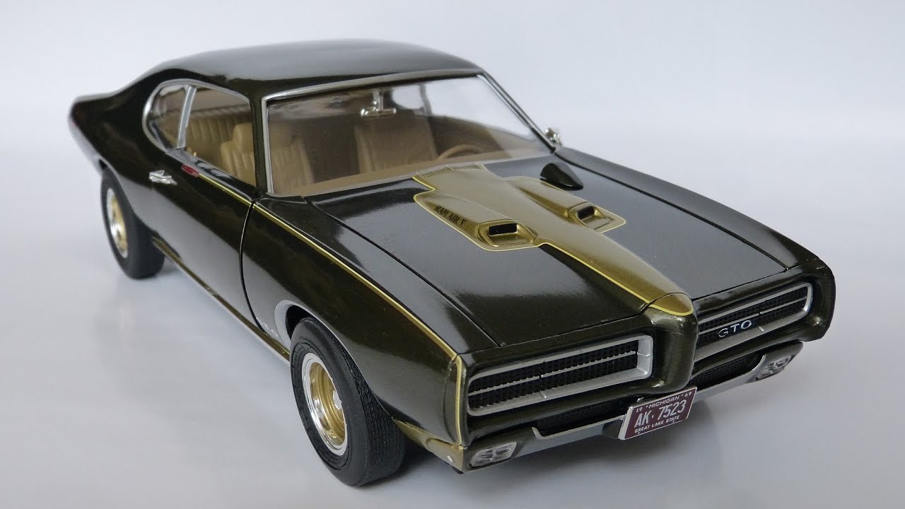 1:18 AutoWorld Pontiac GTO 1969 Royal Bobcat Edition - YouTube