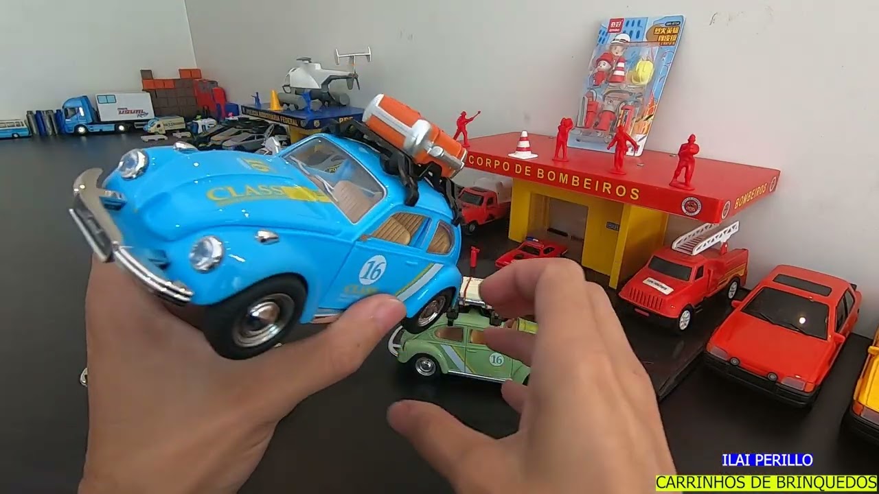 Meus Novos Fusca de Metal que Acendem os Faróis .