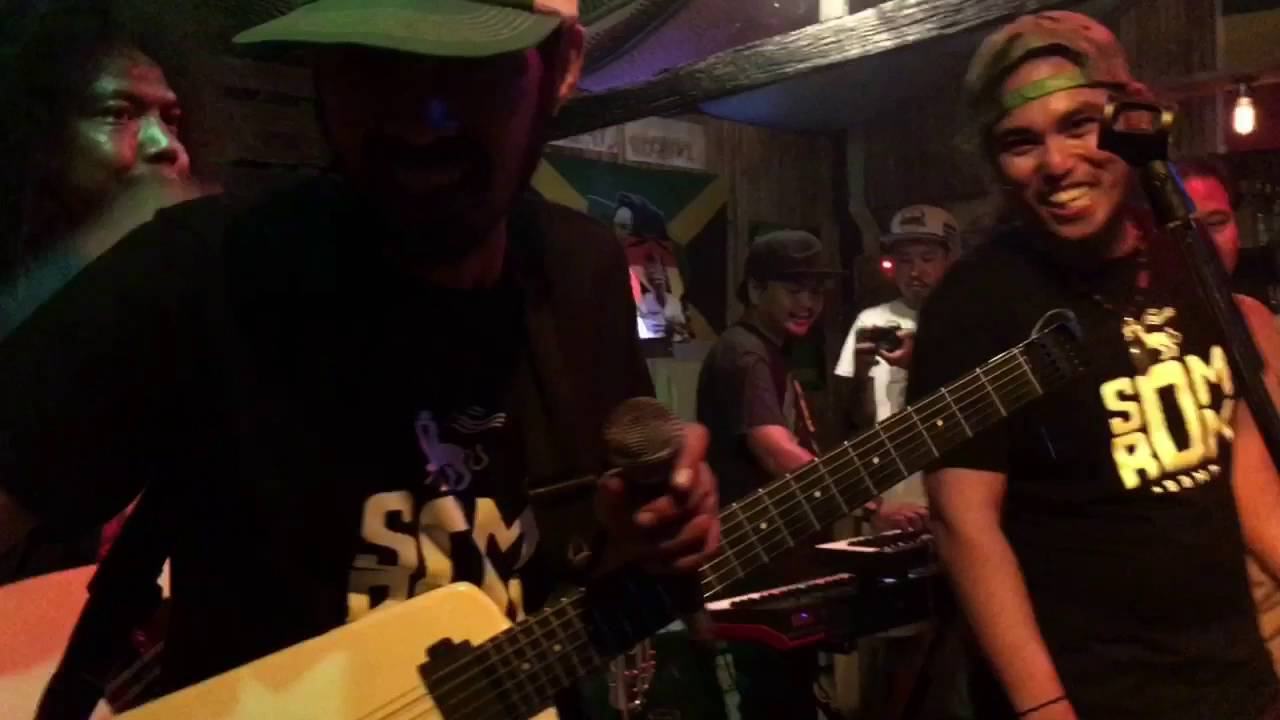 SOMROM BAND LIVE @11-7 BAR HATYAI THAILAND