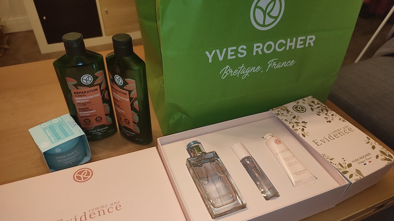 عند yves rocher كلشي ب -50٪ . تخفيضات واعرة اللي بغا يفرح الاحباب 🤪😉