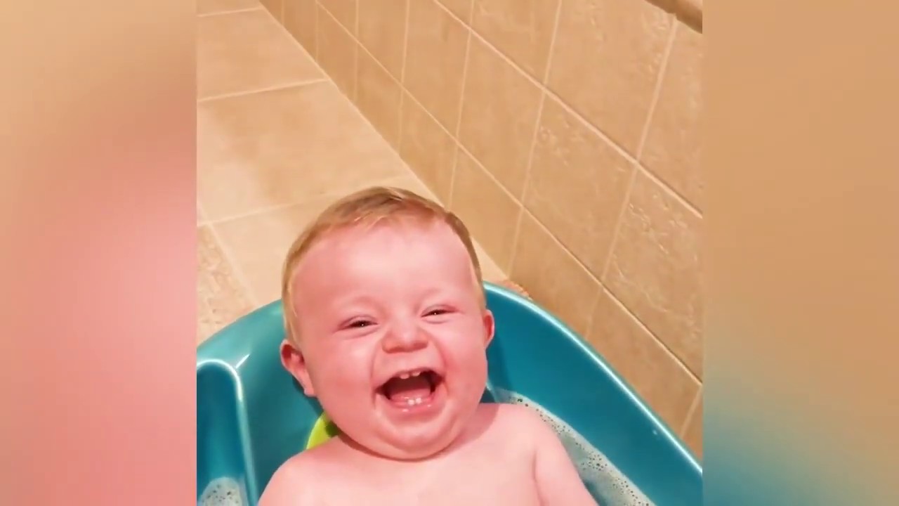 watch funny babies اطفال مضحكة YouTube