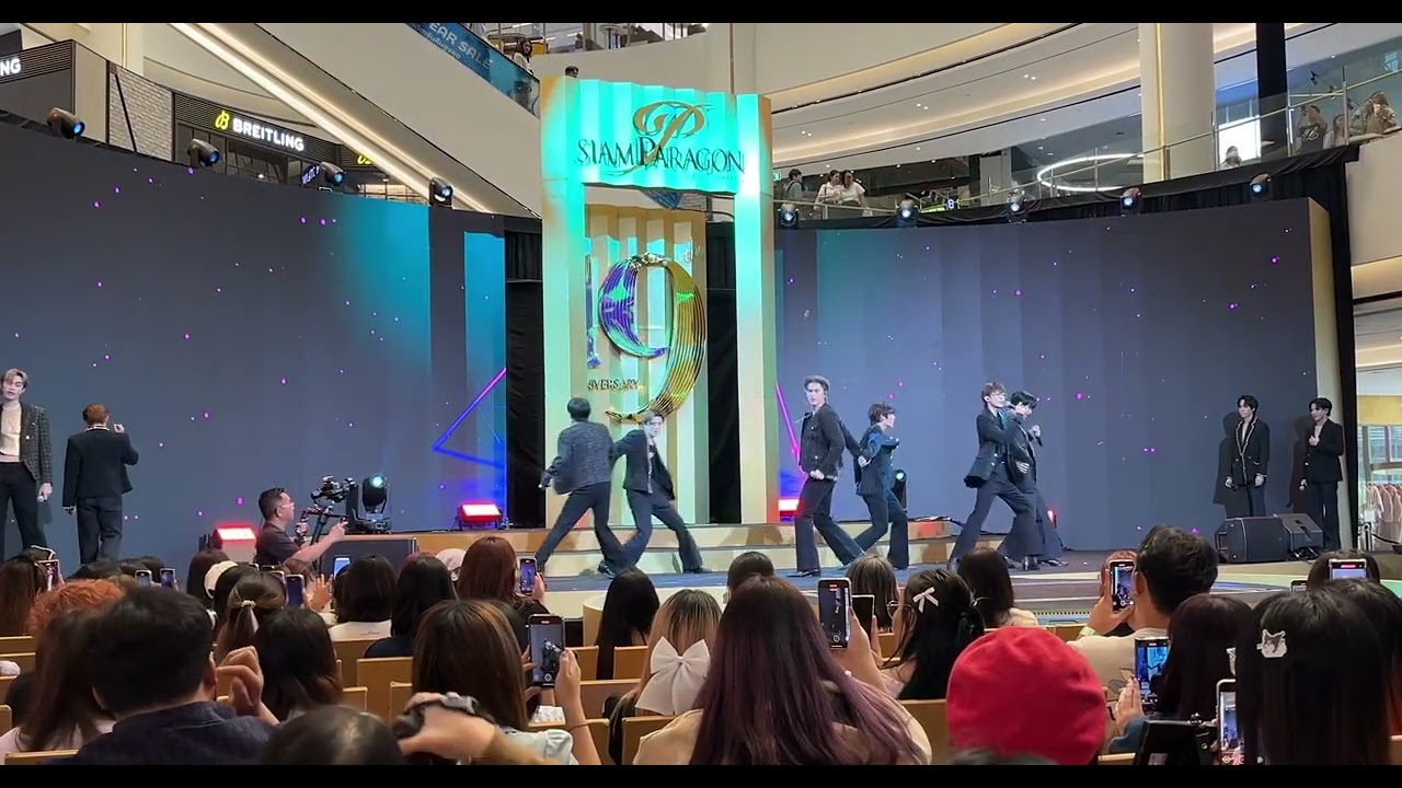 DICE 🎲 "พูดไม่ฟัง" @ Siam Paragon19th Anniversary : The Magical Celebration - 031224