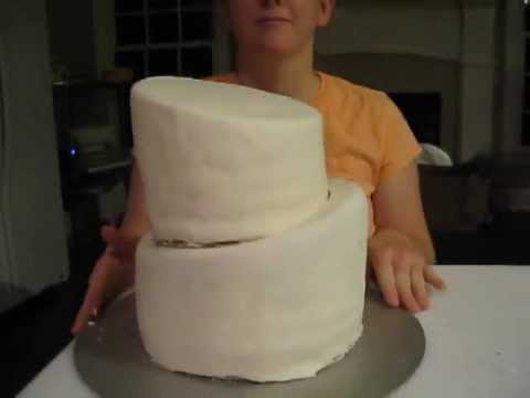 How To Make A Topsy Turvy Cake Youtube How To Make A Topsy Turvy Cake Youtube