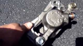Replacing a 1993 Isuzu rodeo rear brake pads and paliper