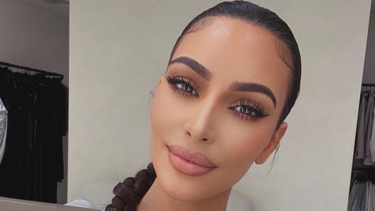 Makeup Trends Everyone Will Ditch In Youtube