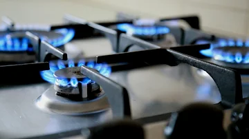 Sky News host slams Victoria’s ‘idiot state government’ for gas ban