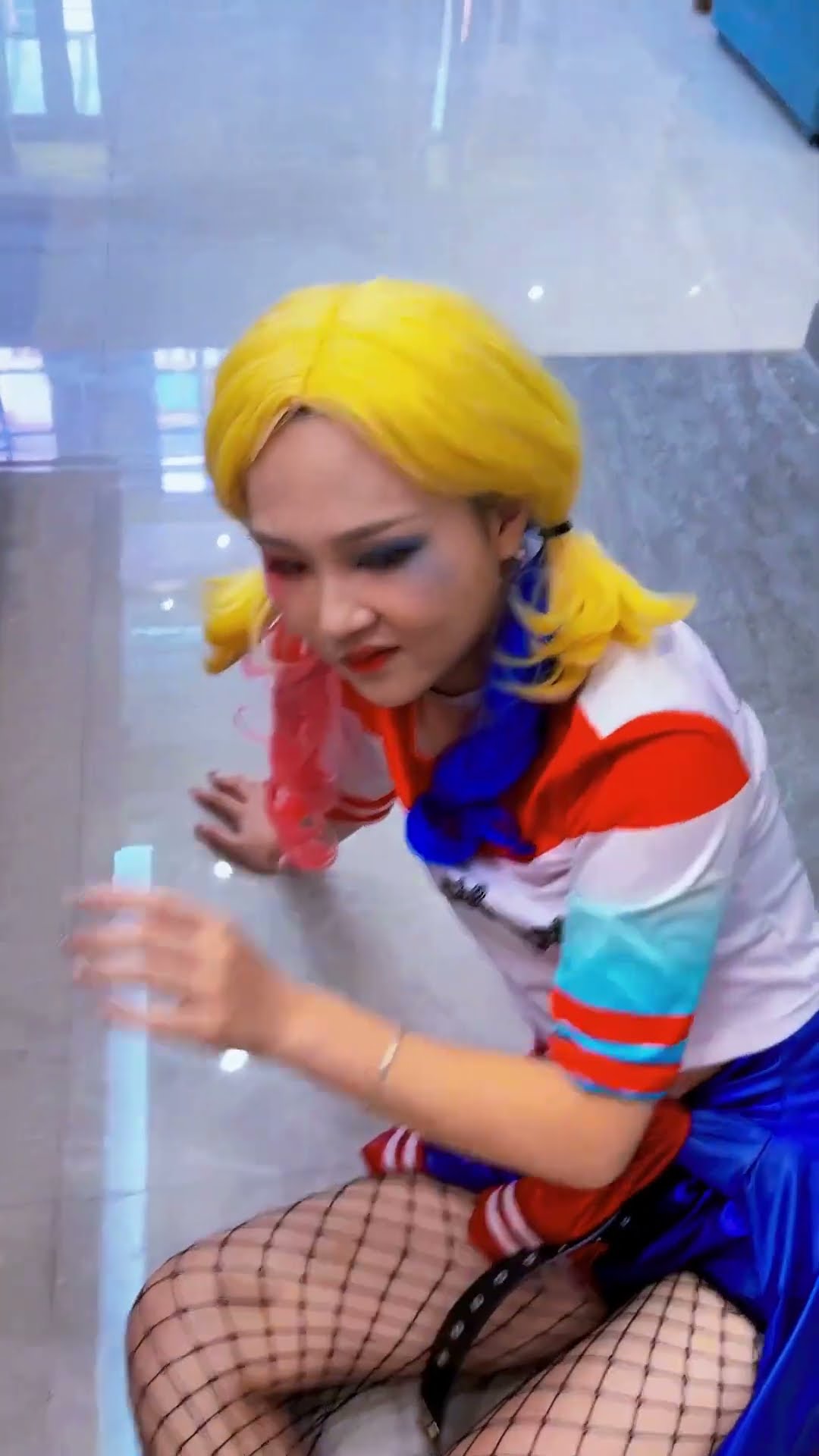 小丑女一直负小舞！但遇到危险她却救了小丑女！  #斗罗大陆 #唐舞桐与唐老六 #唐三  #小舞 #唐舞桐 #唐老六