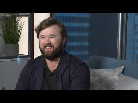 Video: Haley Joel Osment Nilai Bersih: Wiki, Berkahwin, Keluarga, Perkahwinan, Gaji, Adik Beradik