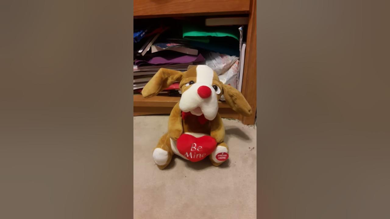 Sound n light singing ear flapping dog Brown version - YouTube