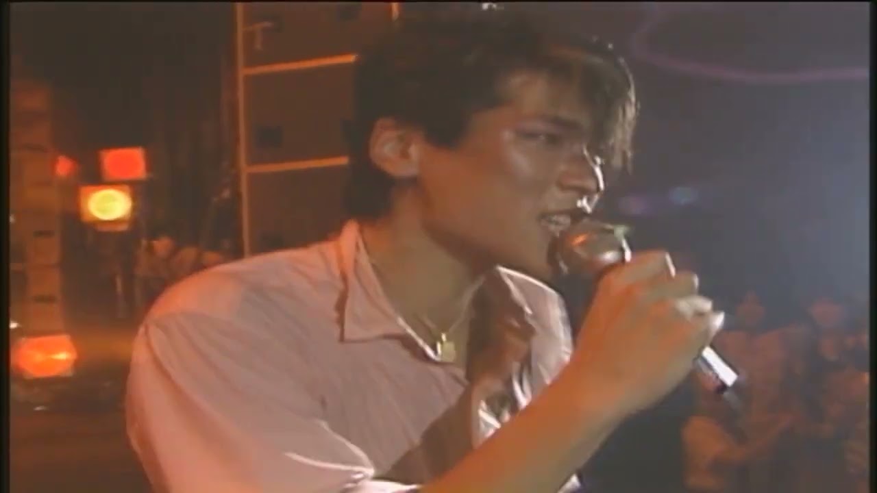 095 パラシュートが落ちた夏 1984 - YouTube