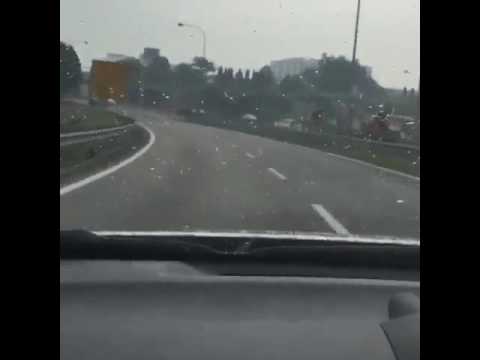 مهرجان وعملنا البحر طحينه في ماليزيا يا جماعه