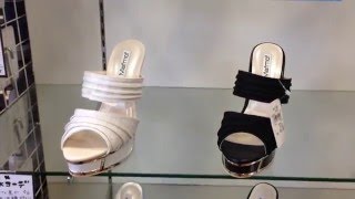 婦人靴　ピンヒール　トレンド　可愛い　オシャレ　サンダルミュール　サマーコレクション　和歌山