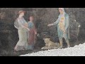 В Помпеях обнаружили уникальный банкетный зал с фресками и мозаикой