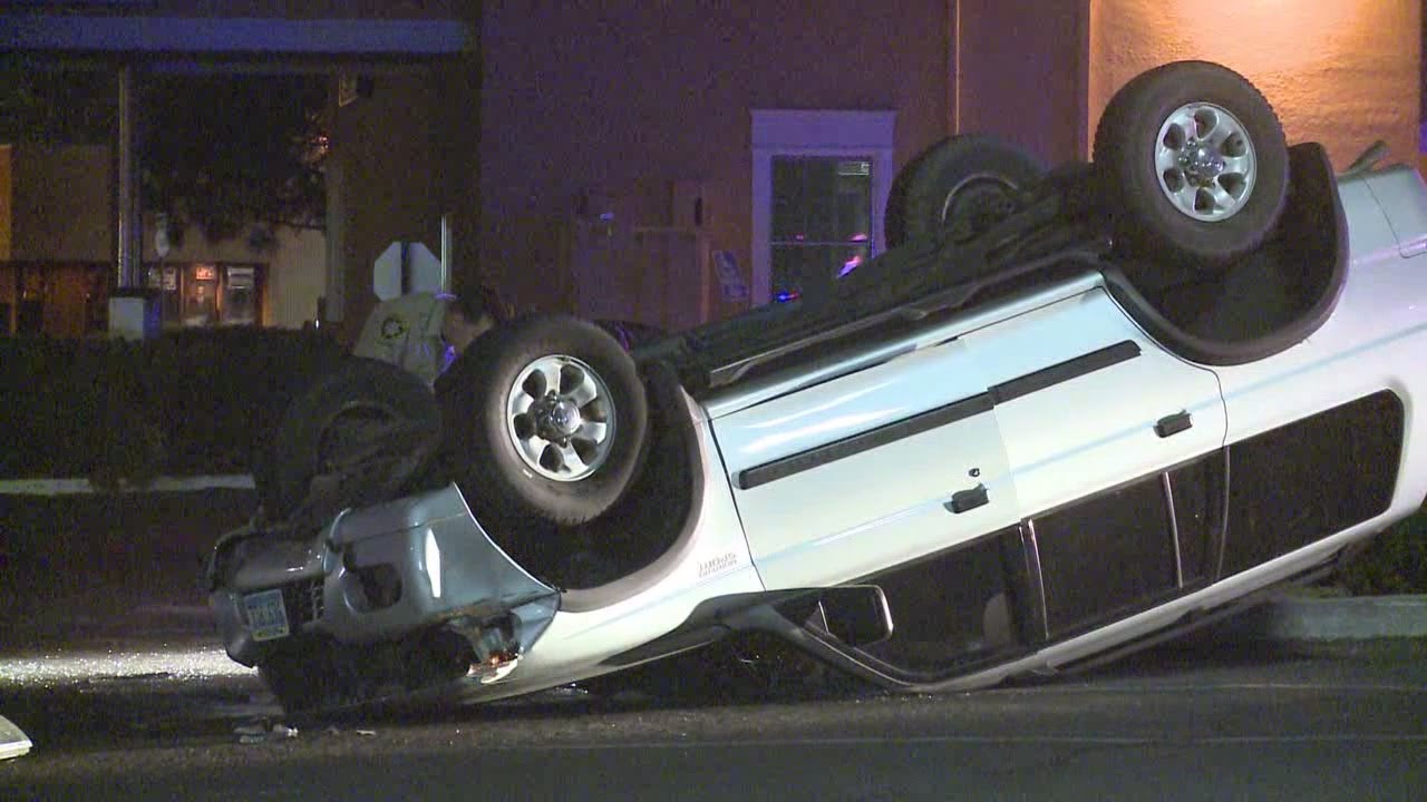 Driver injured after attempting to flee police - YouTube