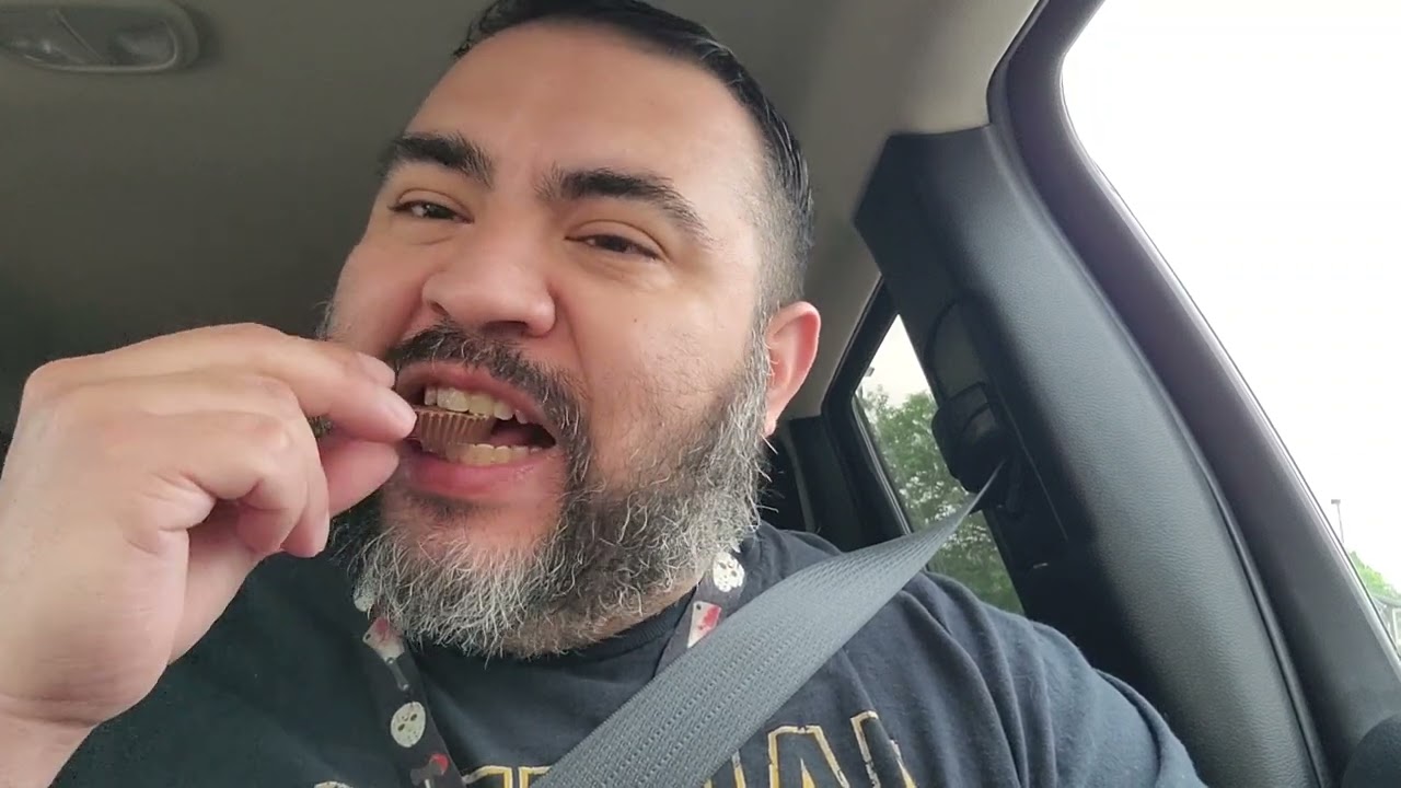 Clark Cups peanut butter chocolate review with andro6657 reeses