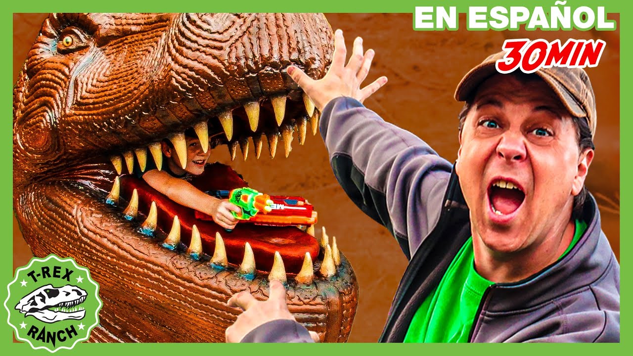 ¡Dinosaurios GIGANTES en Mundo Dinosaurio con Juguetes y Nerf! | Videos