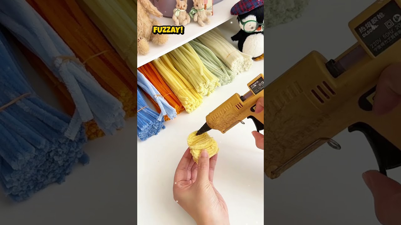 Create a Pipe Cleaner Flower in 1 Minute!🌻| Easy DIY 