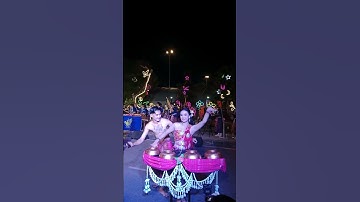 Thumbnail of นางไห งานแห่ปราสาทผึ้ง จ.สกลนคร #มองนานๆ