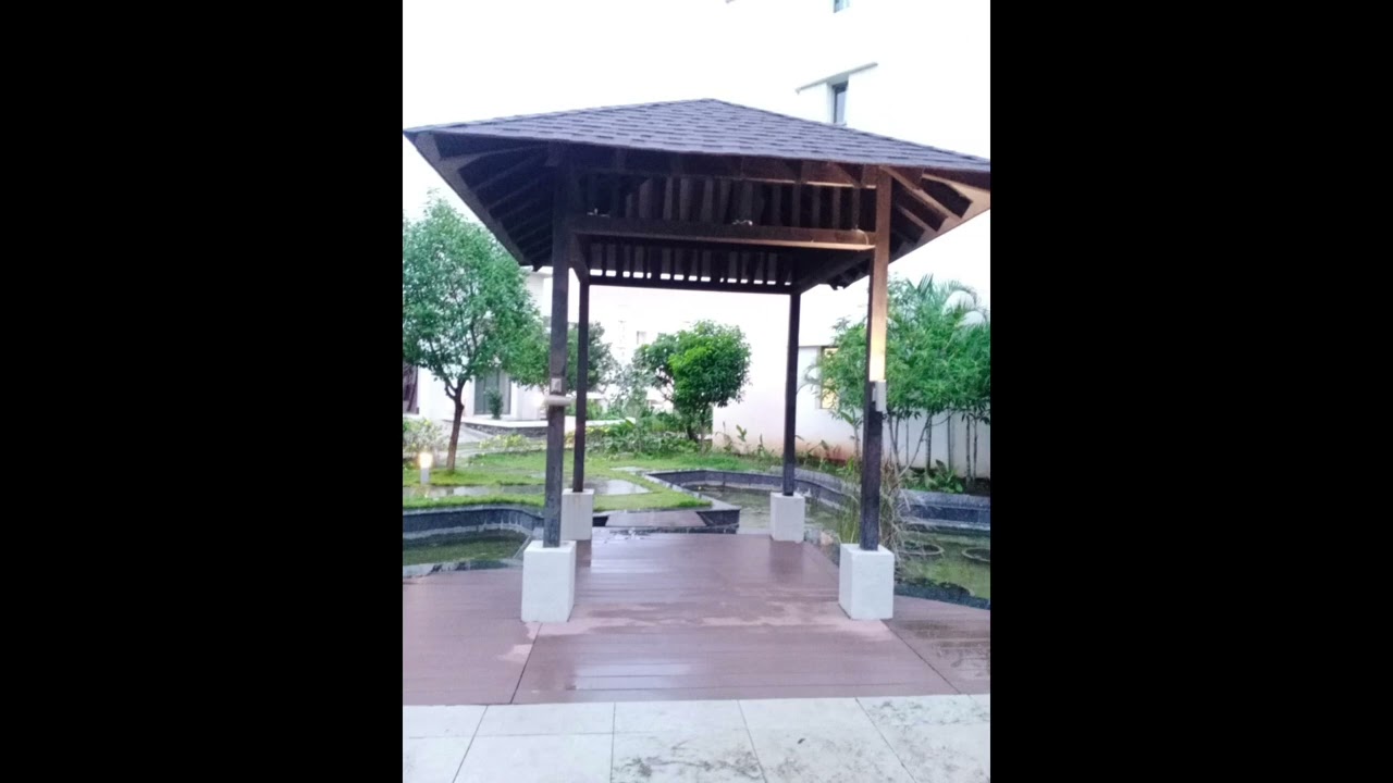 garden dom || with sitting table 