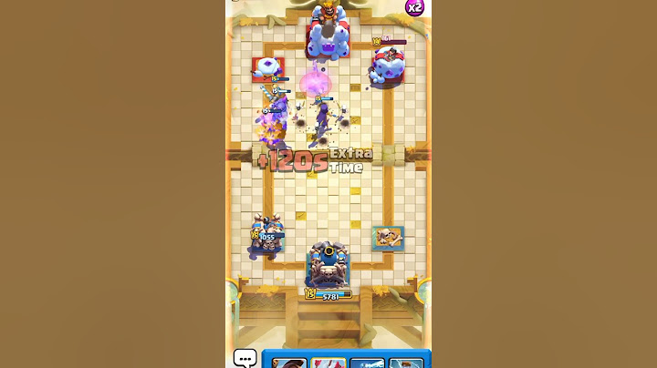 Double witches 💀🔥🔥#clashroyale #funny #memes #reaction #gamingshorts #win #smallstreamer