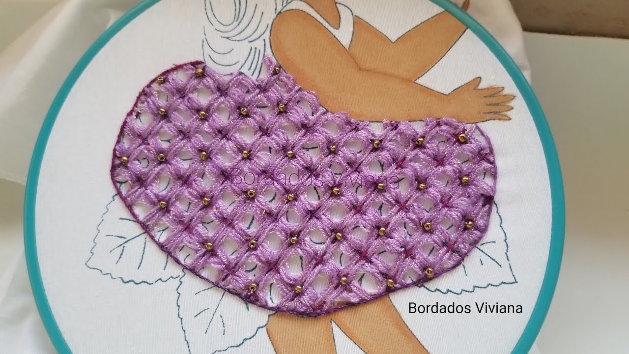 Bordado fantasia Niña HORTENSIA