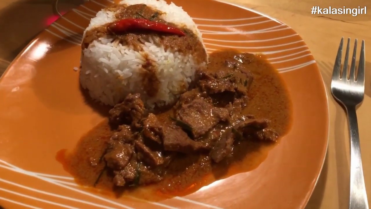 มาทำพะแนงกันคะ Make a Thai Paneang Red Curry - YouTube